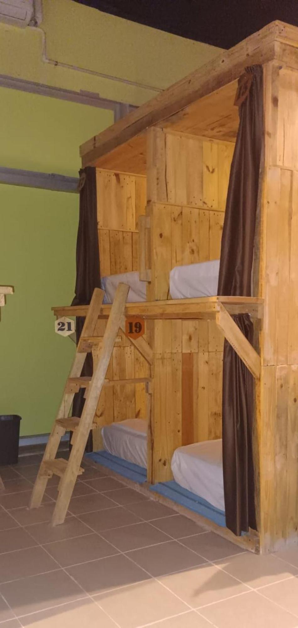 Hostel Tropico 20 Pdc Playa del Carmen Dış mekan fotoğraf