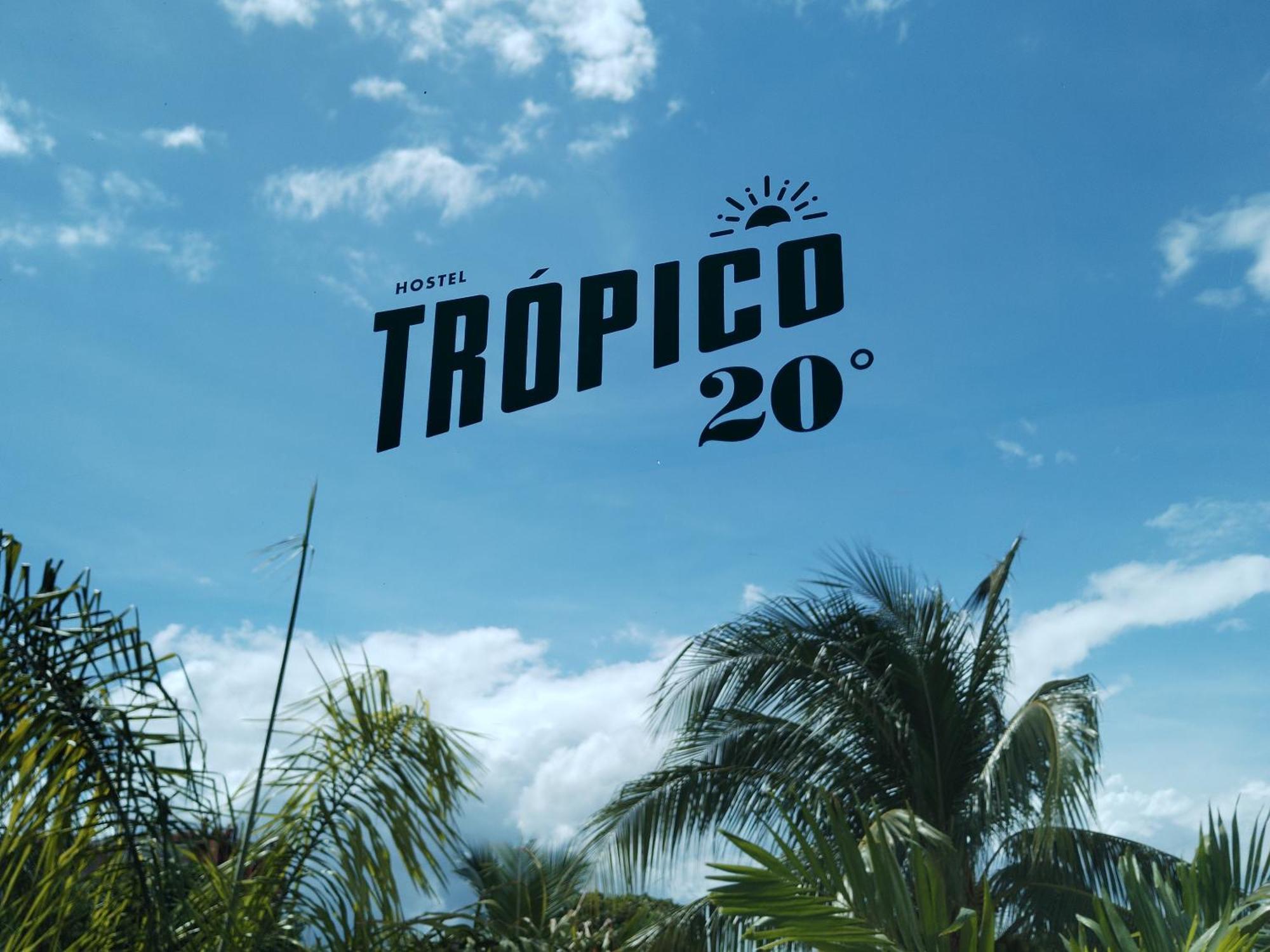 Hostel Tropico 20 Pdc Playa del Carmen Dış mekan fotoğraf