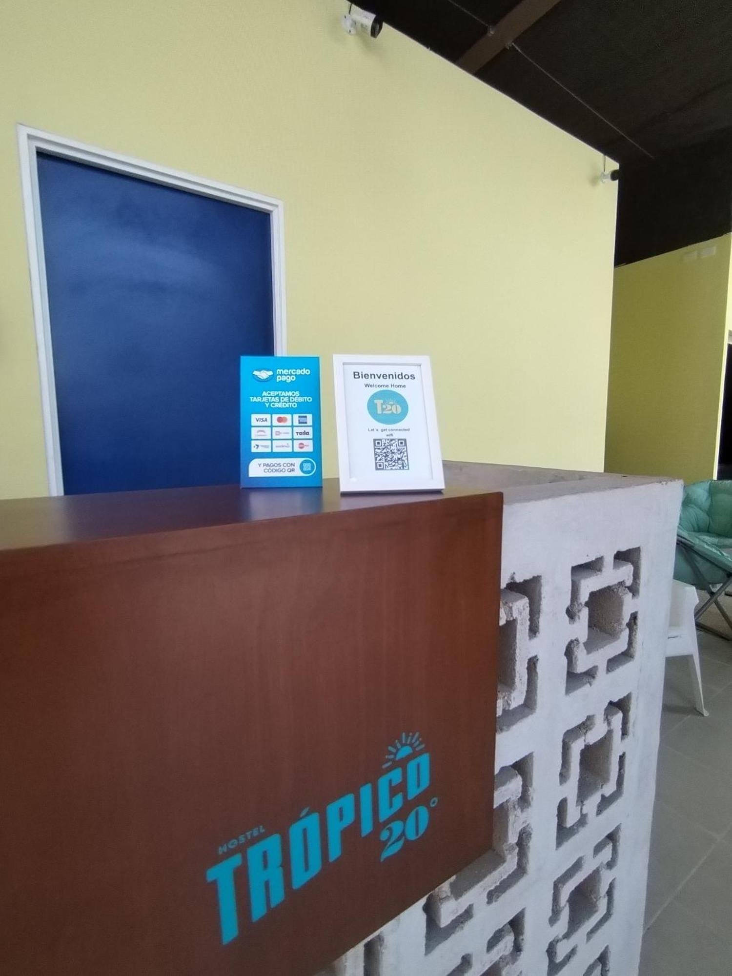 Hostel Tropico 20 Pdc Playa del Carmen Dış mekan fotoğraf